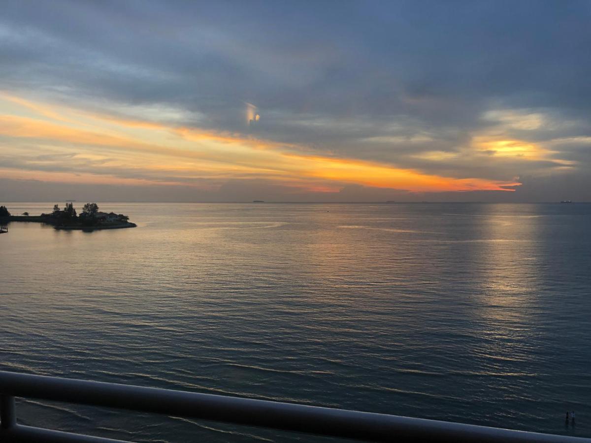 Mieqa@Theregencytanjungtuan Port Dickson Kültér fotó